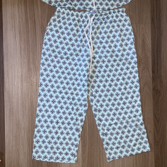 Pj set - Picture 7 of 12